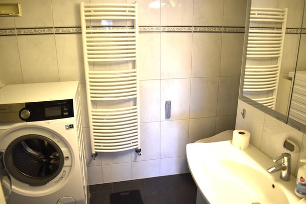 Sehr gepflegte 4½ Zimmerwohnung im obersten Stockwerk 7