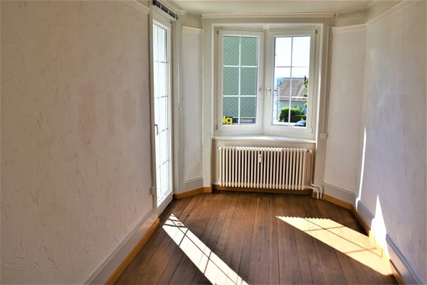 Kleine renovierte 4 Zimmerwohnung in 3 Familienhaus 7