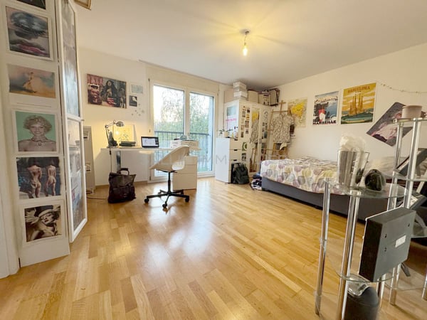 Spacieux appartement de 1½ pièces au   rez-supérieur avec 1 place int. 6