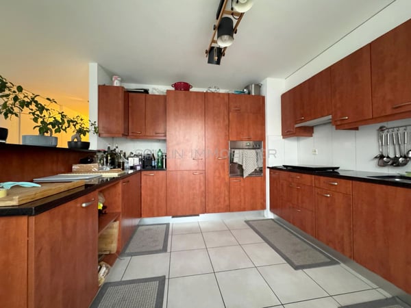 Spacieux appartement de 1½ pièces au   rez-supérieur avec 1 place int. 4