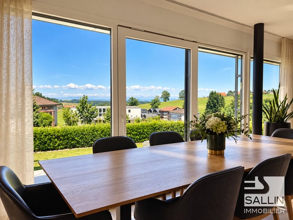 Propriété de haut standing avec piscine et appartement de 2½ pièces 4
