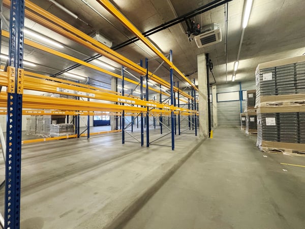 Entrepôt/Halle d'env. 620 m², quai de chargement avec rampe élévatrice 5