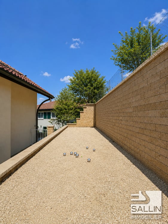 Élégante propriété de 6½ pièces d'env. …