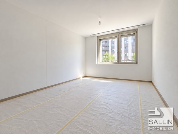 6 appartements neufs de 3½ pièces, avec parking, au centre ville 6