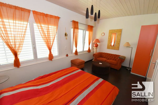 Spacieuse maison de 4½ pièces avec jardin et 2 pl. de parc extérieures 5