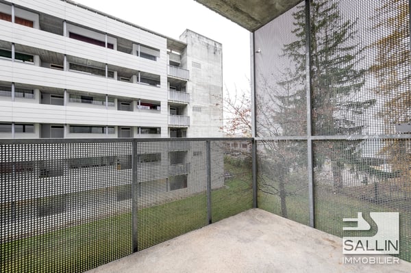 APPARTEMENT DE 3½ PIECES AVEC BALCON DANS LE QUARTIER DU TORRY 2