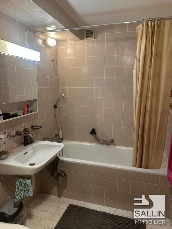 APPARTEMENT DUPLEX DE 3½ PIECES DANS IMMEUBLE PATRICIEN 6