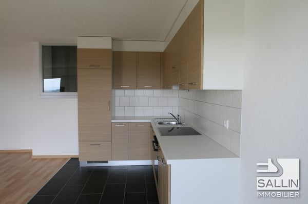 APPARTEMENT DE 3 PIECES DANS UN QUARTIER FAMILIAL 4