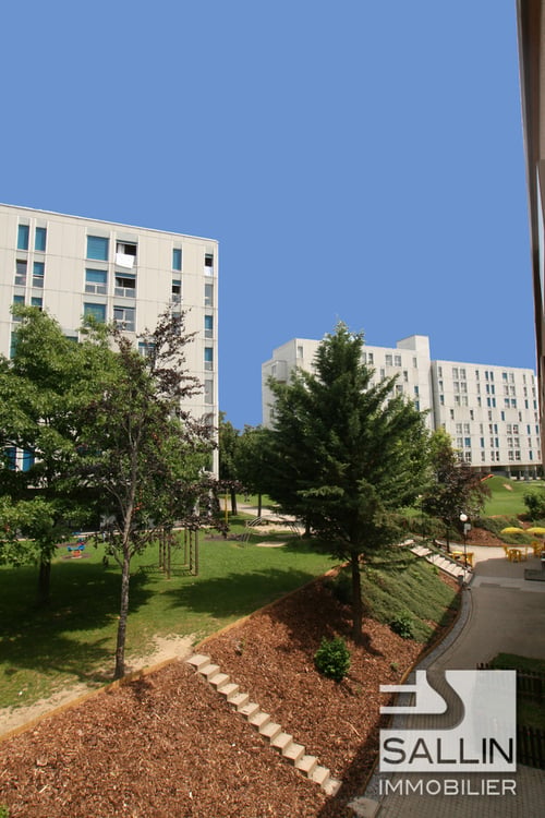 APPARTEMENT DE 3 PIECES DANS UN QUARTIER FAMILIAL 1