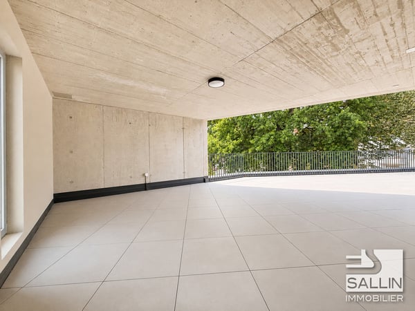 ATTIQUE DE 4½ PIECES AVEC TRES GRANDES TERRASSES 3