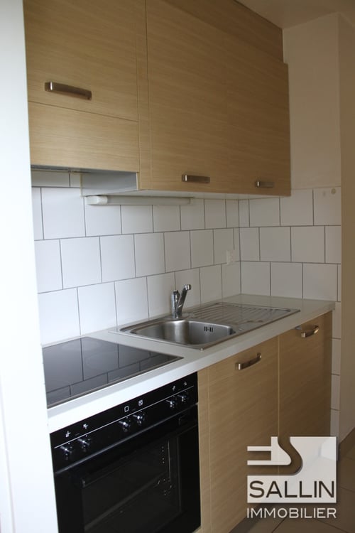 APPARTEMENT DE 2½ PIECES SUR LES HAUTEURS DE FRIBOURG 3
