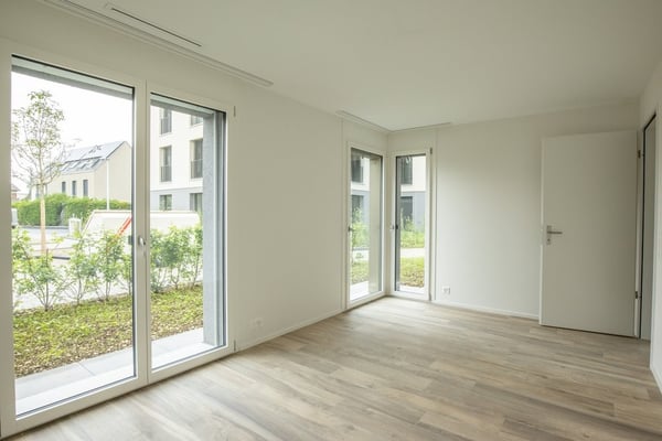 Grosszügige, helle Wohnung mit Sitzplatz und eigener Waschküche 6