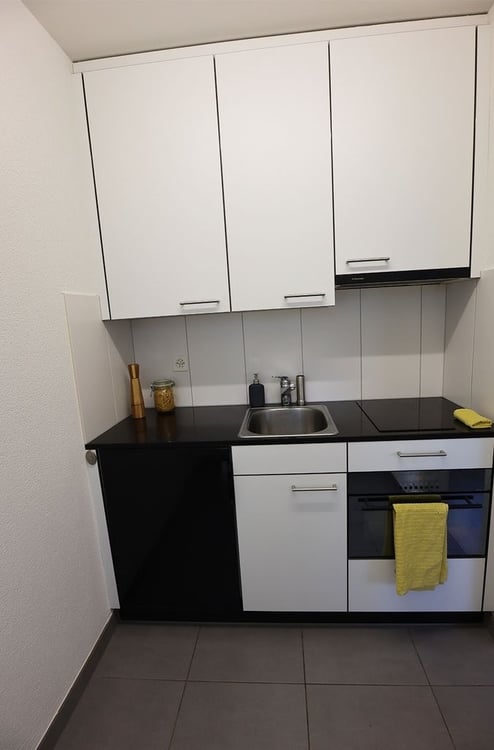 Charmante Wohnung mit moderner Küche und Bad 2