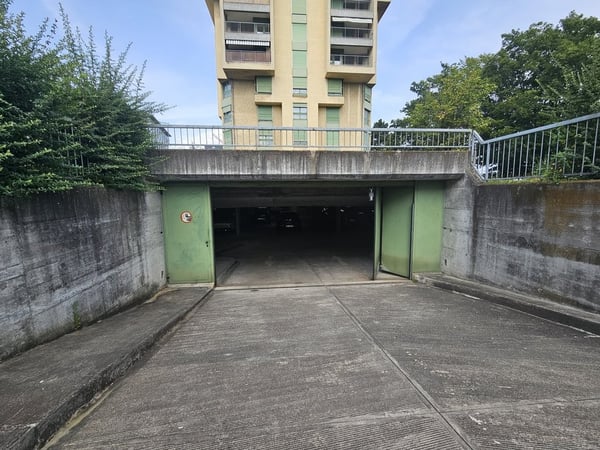 Einstellhallenplatz direkt am Bahnhof in Muttenz 2