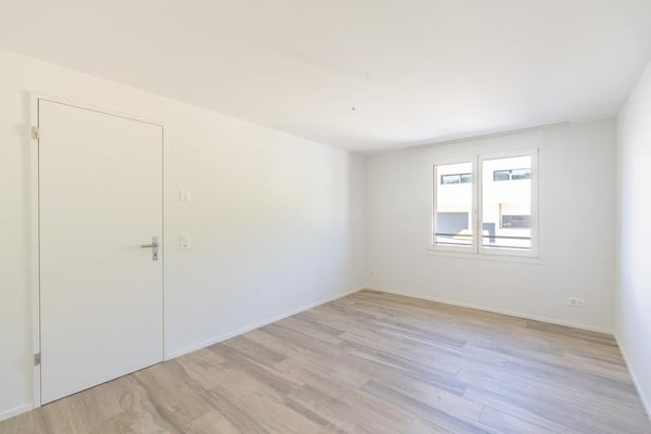 ERSTVERMIETUNG - 6.5-Zi.-Reiheneinfamilienhaus mit PV-Anlage 9