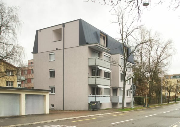 Neuwertiges Atelier/Gewerbeobjekt in sanierter Liegenschaft 1