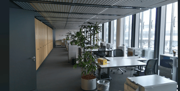 Grossraumbüro im Hauptgebäude des Bahnhofs Bern 4