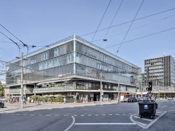Grossraumbüro im Hauptgebäude des Bahnhofs Bern 1