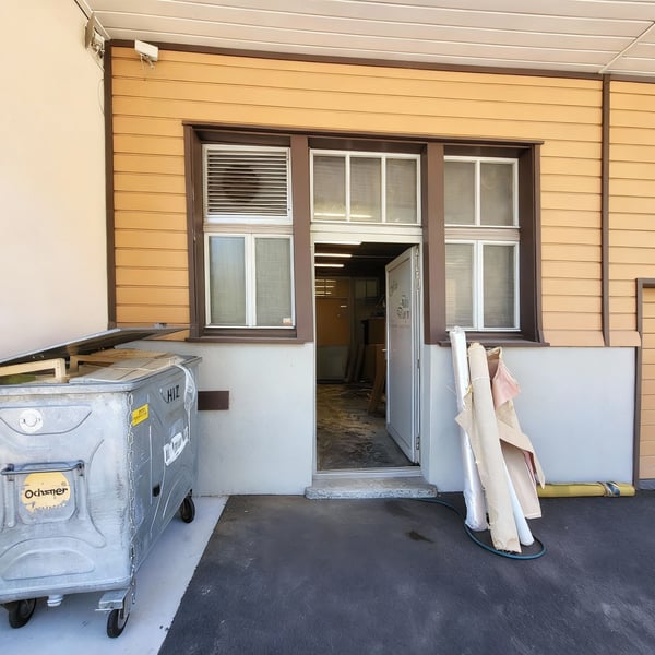 Gewerbe-, Bürofläche am Bahnhof Nieder- Oberurnen 2