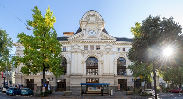 Surface administrative d’exception au cœur de Montreux 1