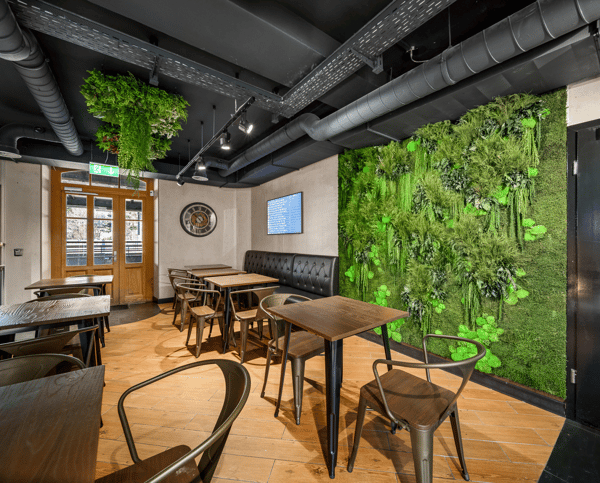 Votre café au cœur de la gare de Martigny – 130 m² d’opportunité ! 2