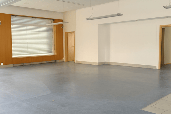 Surface commerciale de 200 m2 idéalement située à la gare de Sierre 3