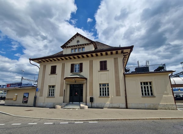 Attraktive Flächen am Bahnhof Oberwinterthur 1