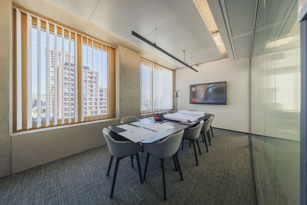 Bureaux avec vue panoramique sur le lac !