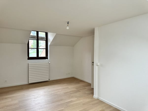 Magnifique appartement rénové de 5 pièces à Vauderens 15