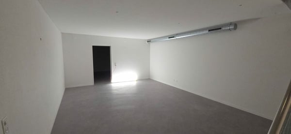 Renovierte Mietfläche direkt am Bahnhof Münsingen – keine Gastronomie 6
