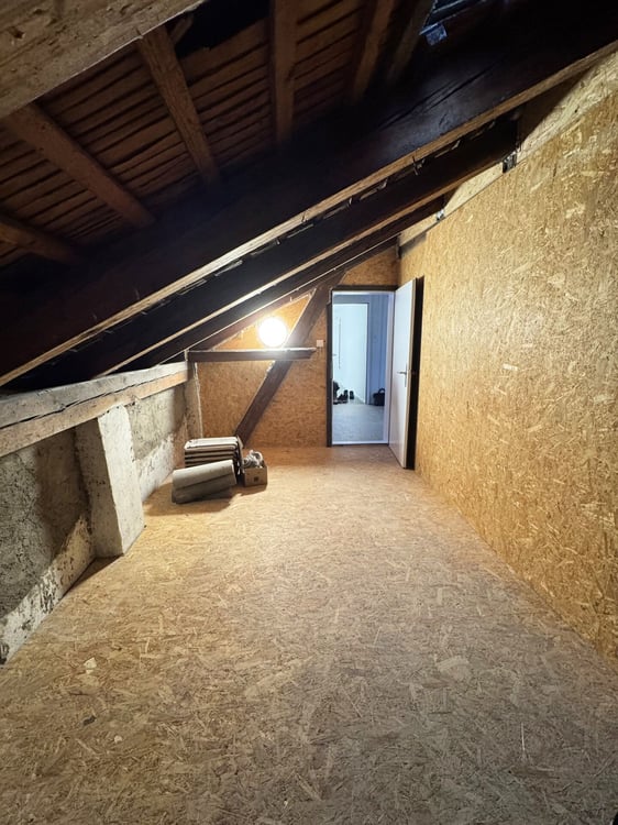 5-Zimmerwohnung, Erstbezug nach Sanierung 18