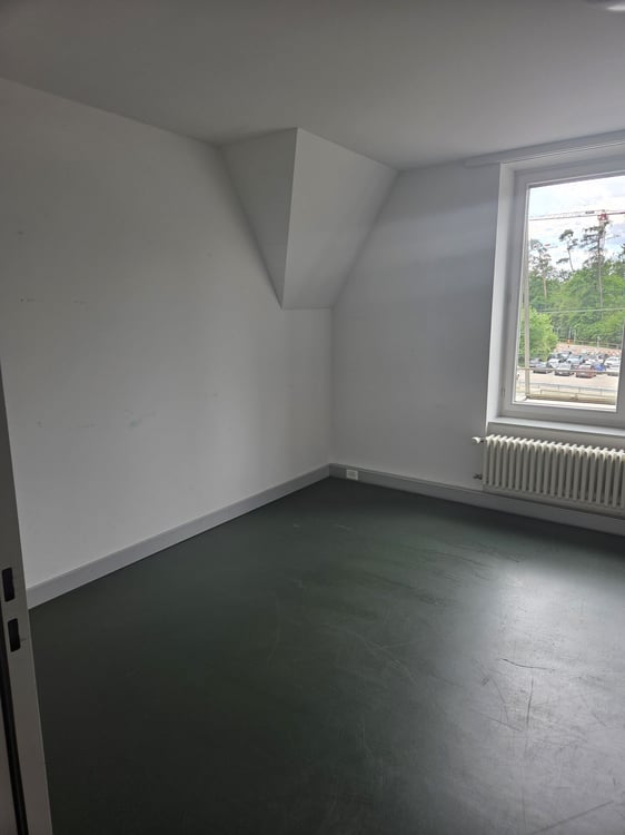 Zentrale, helle Büro- & Gewerbeflächen direkt beim Bahnhof Bülach 7