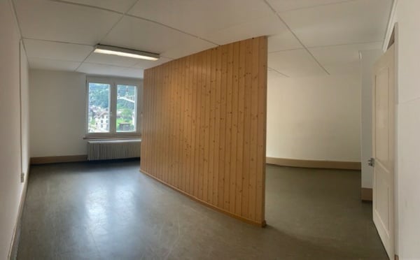 Hobbyräume im 2. OG im Bahnhof Erstfeld 1