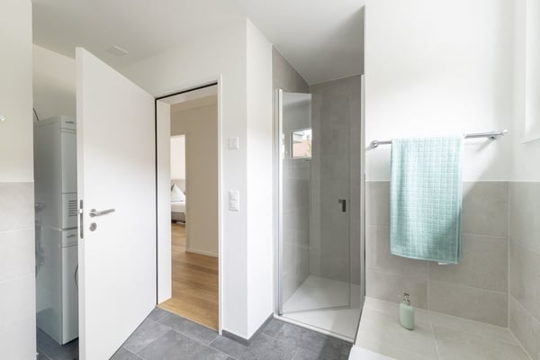 Moderne 3,5-Zimmer-Wohnung mit Gartensitzplatz 5