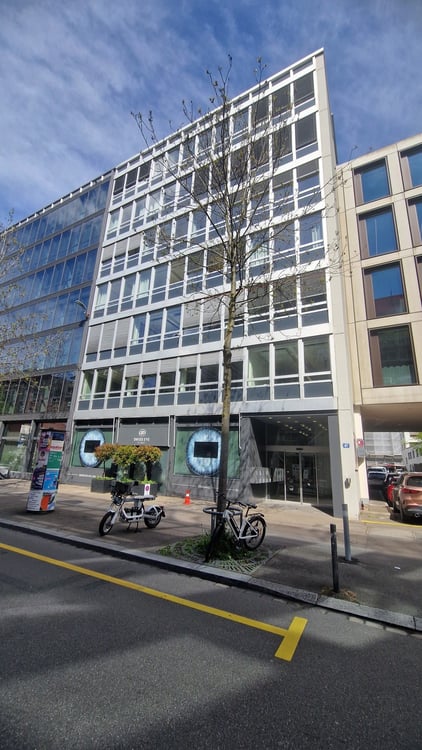 Büroräume mit Panorama über Zürich 1