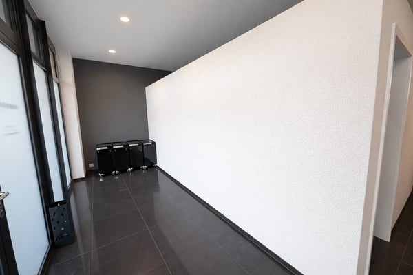 Moderne Gewerbefläche / Studio an Toplage in Dübendorf zu vermieten! 3