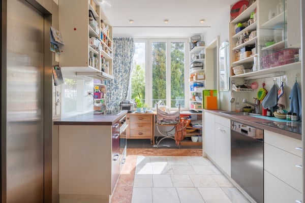 350 m² Privatgarten mitten in Zürich Gartenwohnung mit einzigartigem Charakter 5