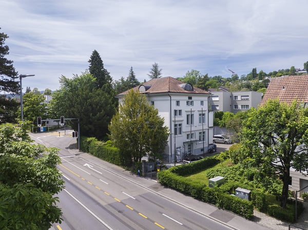 Repräsentative Bürovilla am Zürichsee Single Tenant gesucht 3