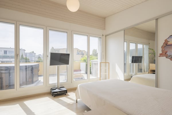 4.5-Zimmer-Doppeleinfamilienhaus in Dübendorf grosszügiges Wohnen mit Garten und Terrasse 5