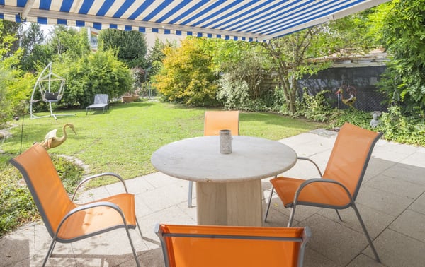 4.5-Zimmer-Doppeleinfamilienhaus in Dübendorf grosszügiges Wohnen mit Garten und Terrasse 7
