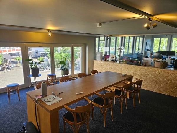 Attrakive Büroräume am Marktplatz - sucht Untermieter 5