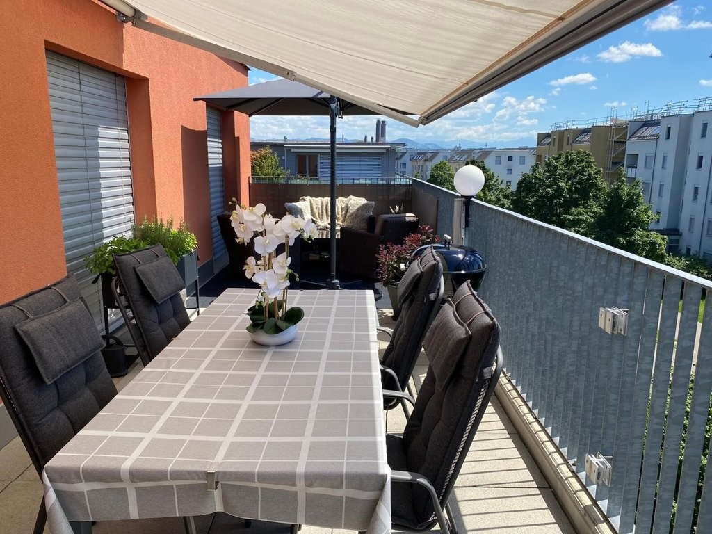 Bild Helle 4.5-Zimmer-Attikawohnung mit grosser Terrasse