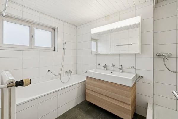 Top-Wohnlage mit Gartensitzplatz 6