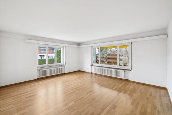 Top-Wohnlage mit Gartensitzplatz 2