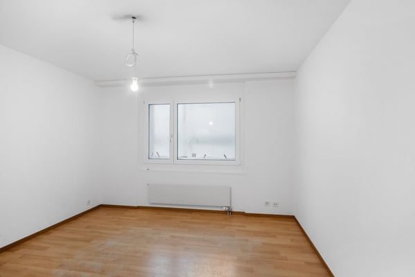 Zentrale Stadtwohnung direkt an der Limmat 8