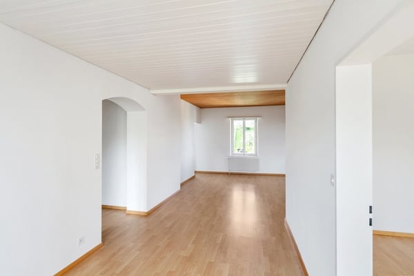 grosszügige 1.5 Zimmer-Wohnung - an sonniger, Lage mit Seeblick 3