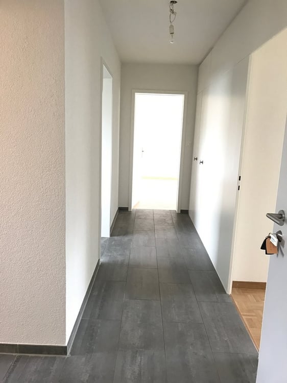 Attraktive 1.5 Zimmerwohnung mit Seesicht per 01.04.2026 zu vermieten 9