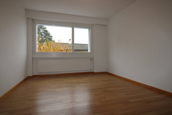 Attraktive 1.5 Zimmerwohnung mit Seesicht per 01.04.2026 zu vermieten 7