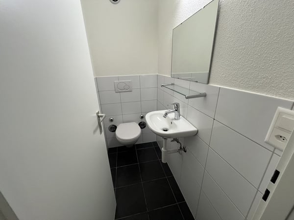 Grosszügige 1.5-Zimmer-Wohnung - zentral und ruhig gelegen 10