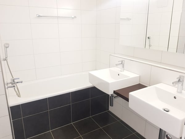 Top moderne Wohnung mit grossem Balkon 6